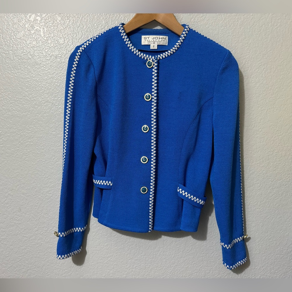 S.T John Classic blue suit jacket. Business and Casual style.